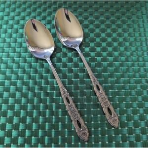 Oneida PROPOSAL Teaspoons Set Lot of 2 Stainless Deluxe Floral Pierced Burnished